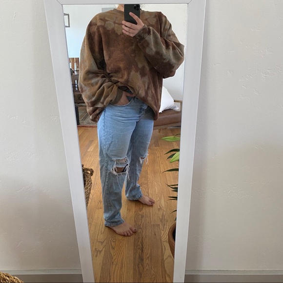 Handmade Tie-Dye Sweatshirt - Picture 5 of 8